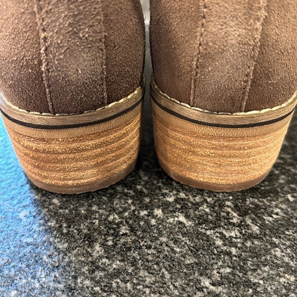 New Blondo Luca Brown Suede Waterproof Booties - Size 6.5M 🌂 - Picture 9 of 10
